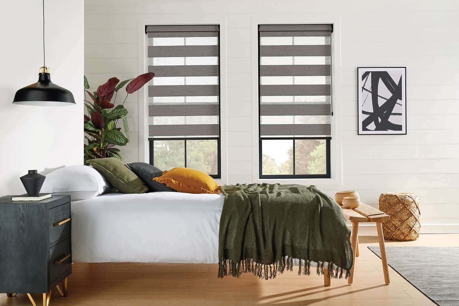 LL_2023_Vision_Lusso_Pebble_Bed_Main_Land_Open_Mail